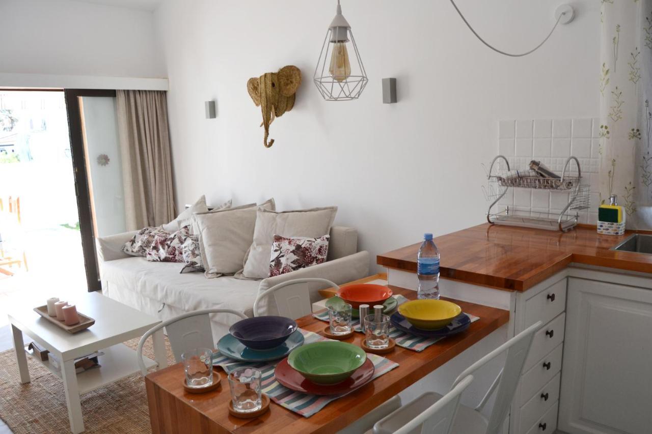 White Exclusive Bungalow. 2 Rooms, Garden & Pool. มาสปาโลมาส ภายนอก รูปภาพ