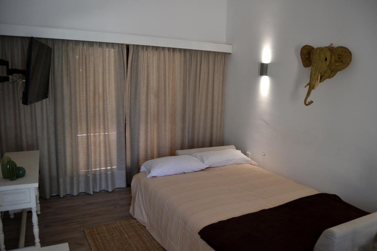 White Exclusive Bungalow. 2 Rooms, Garden & Pool. มาสปาโลมาส ภายนอก รูปภาพ